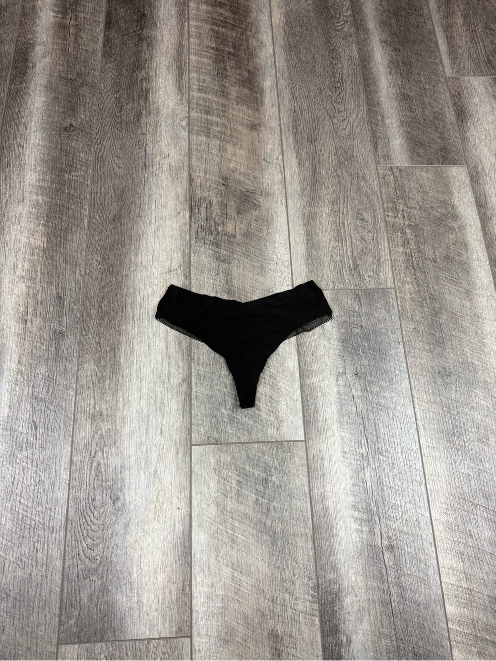 VS Black‎ Mesh Thong